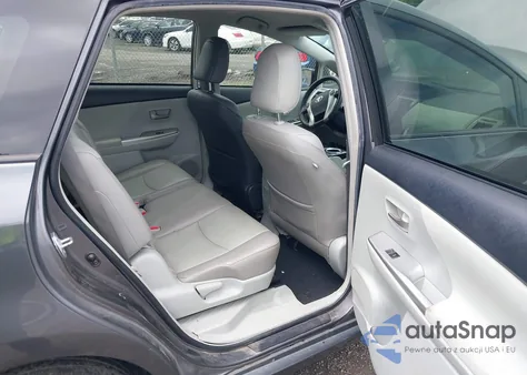 2013 Toyota Prius V Three из США, поврежденный, VIN JTDZN3EU4D3266115